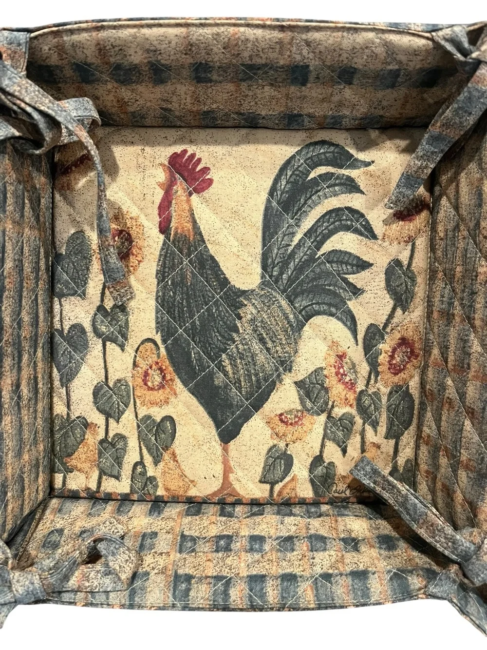 Carol Enders Park Imports Farmhouse Rooster Chicken Bread Basket & Placemats
